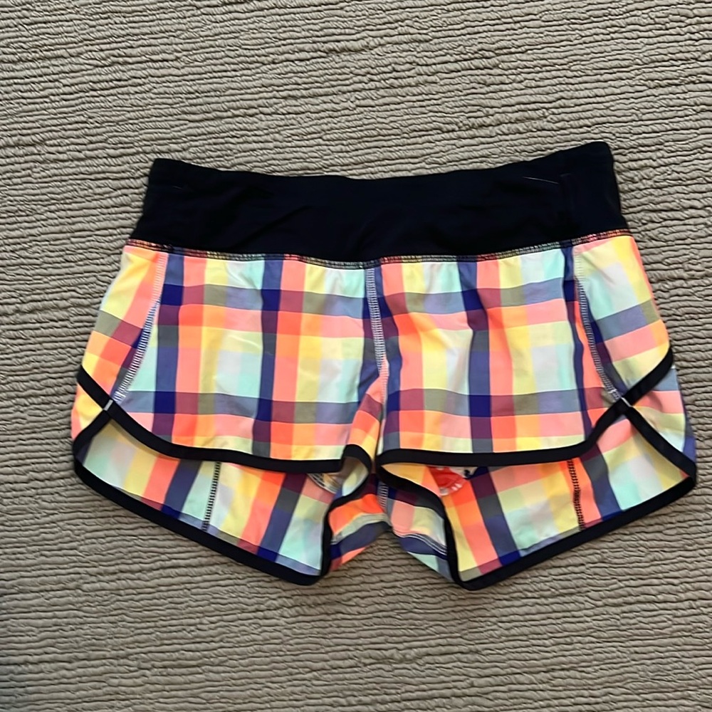 Lululemon speed shorts. Sz 4